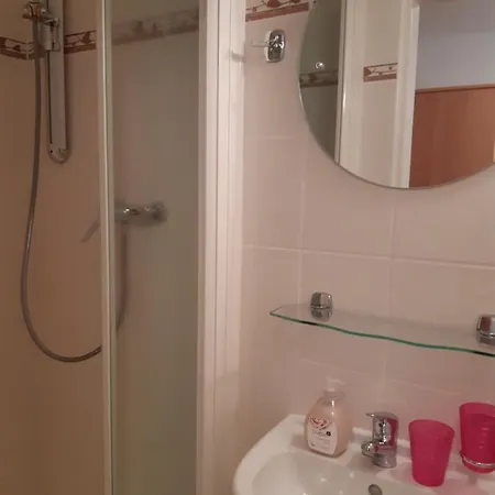 Alpenheim * 滨湖采尔